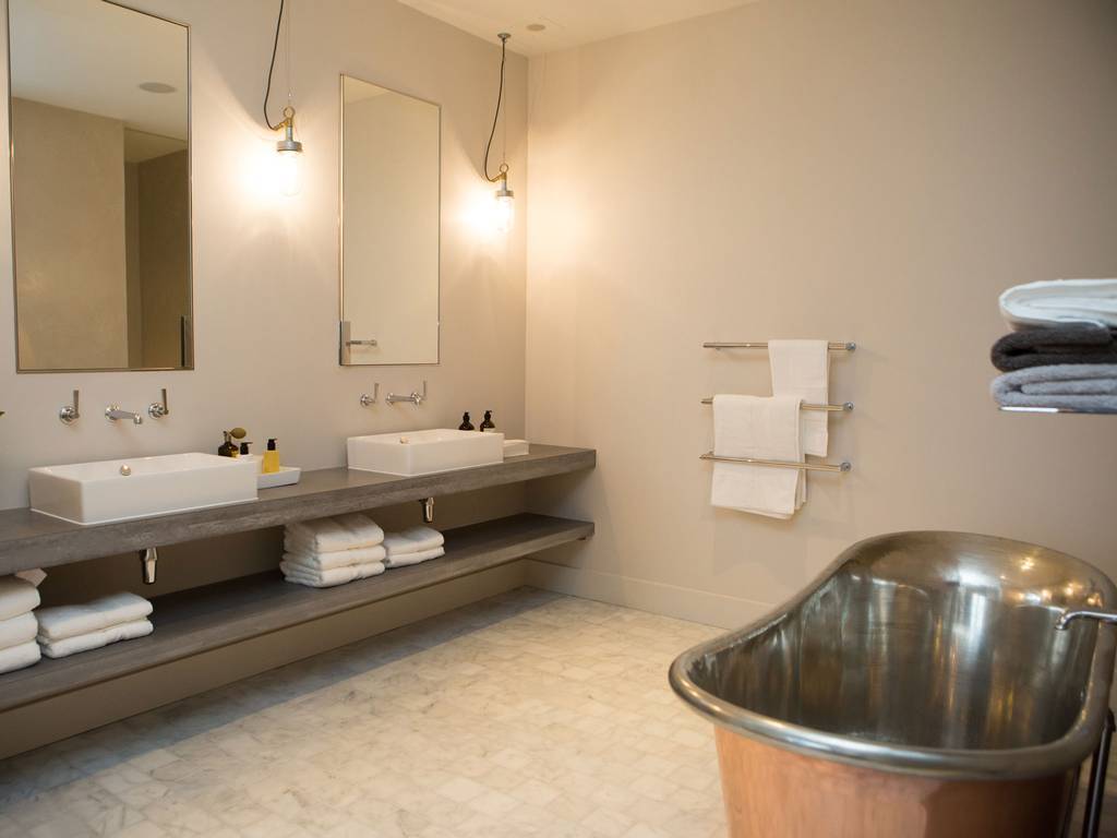Battersea Power Station – Model Bath
