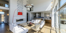 Chic Modern Barn in the Hamptons