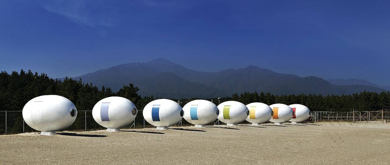 Yoon Space Design's egg-shaped beach pod