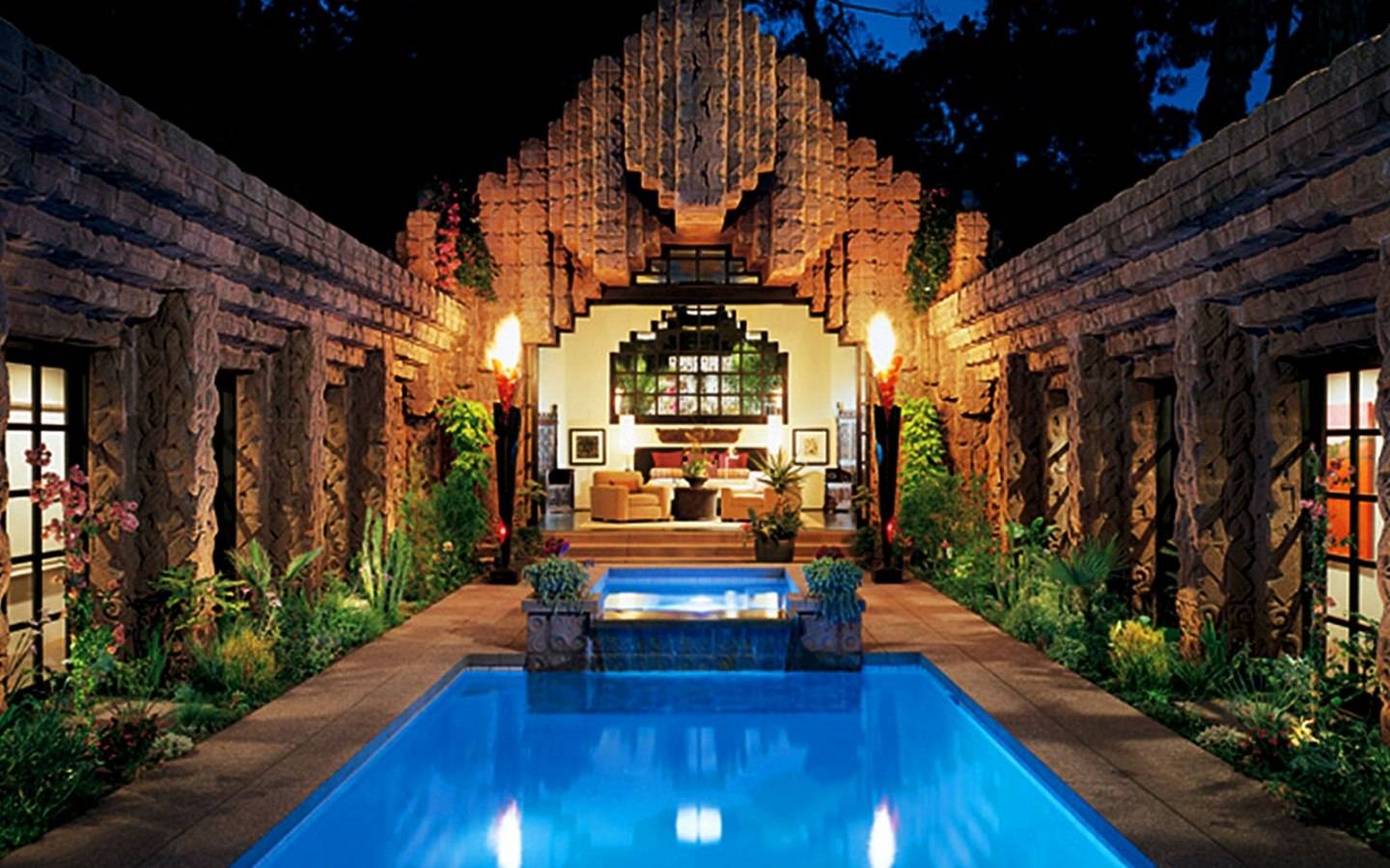 Sowden-House-Lloyd-Wright-Los-Angeles