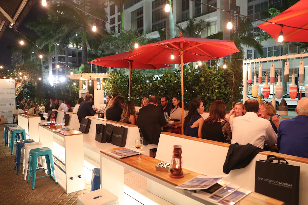 Seated Dinner (Photo Credit: World Red Eye)