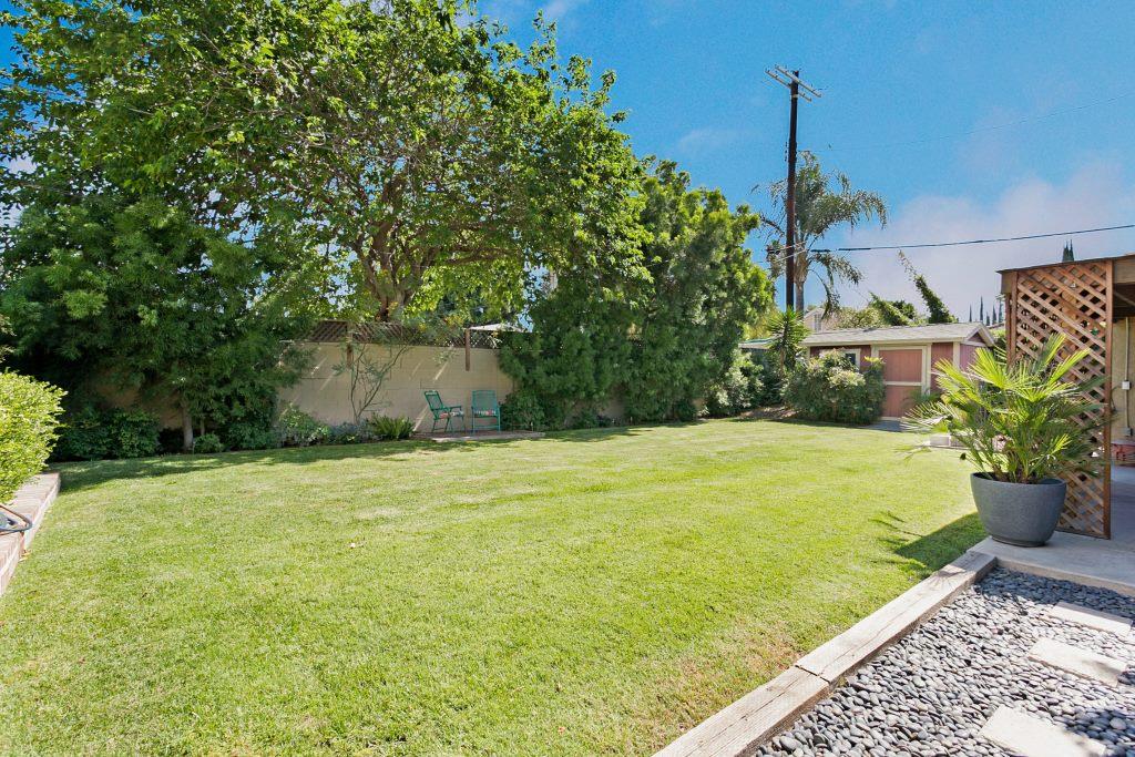 5616 Calhoun Ave Van Nuys CA-print-023-20-Back Yard-3861x2574-300dpi