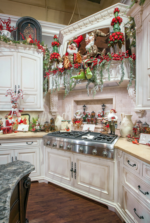 Linly-Designs-Luxury-Christmas-Decor-and-Decorating-6